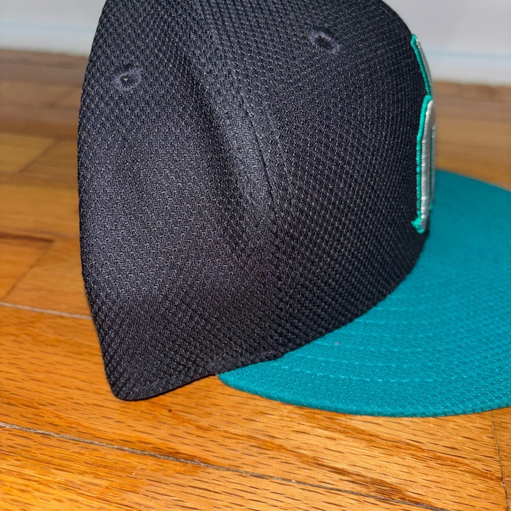New Era Seattle Mariners Hat Size 7 3/8 - Picture 3 of 5